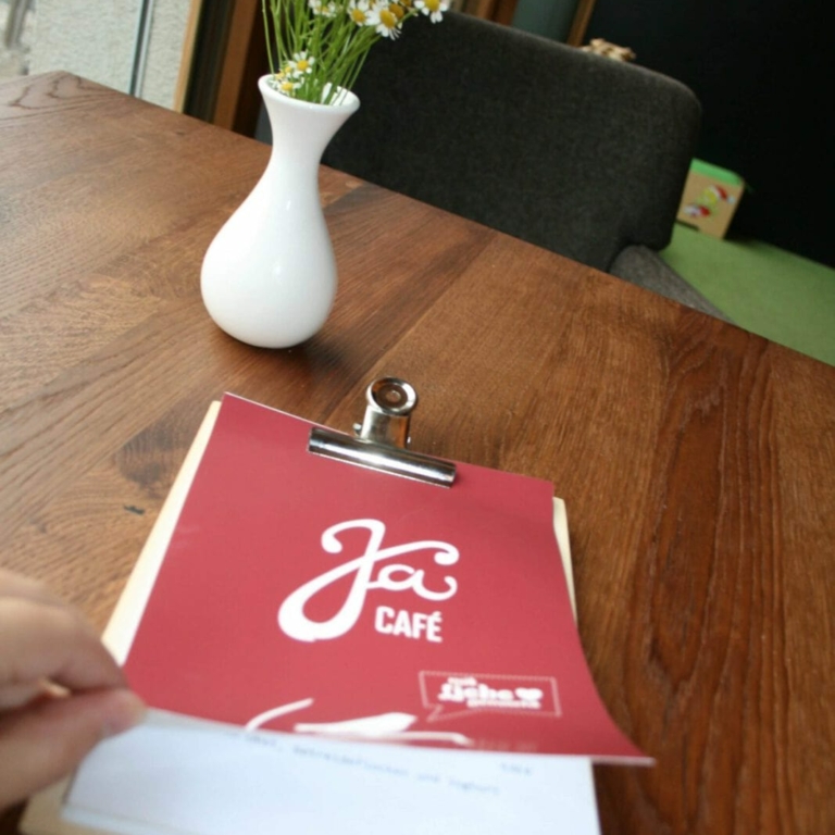 Speisenkarte Ya Café