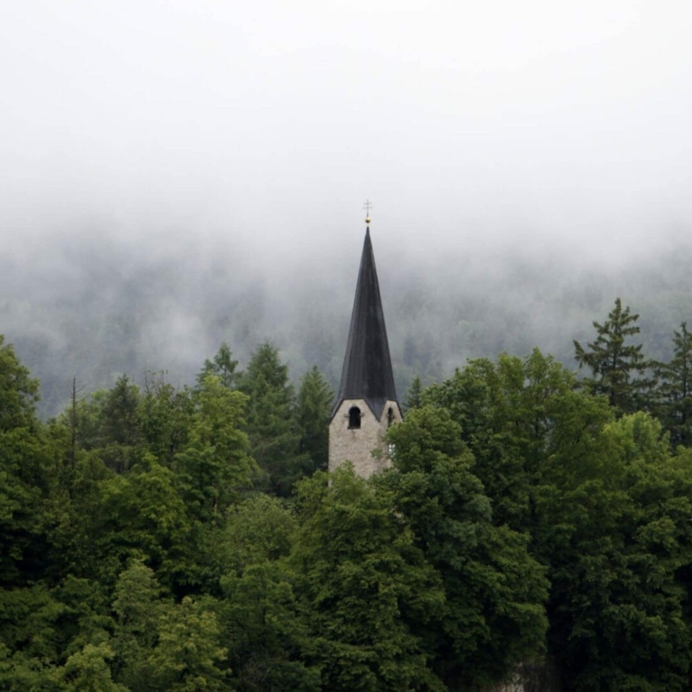 Kirchturm der Georgskirche ©Zankl
