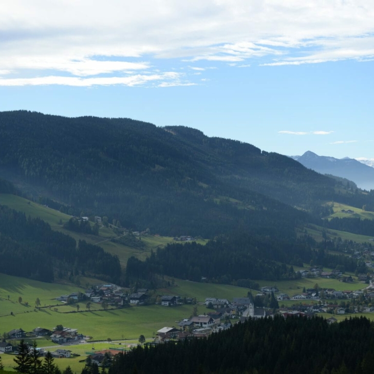 Blick auf das Naturschutzgebiet Gerzkopf im Tennengau im Salzburger Land