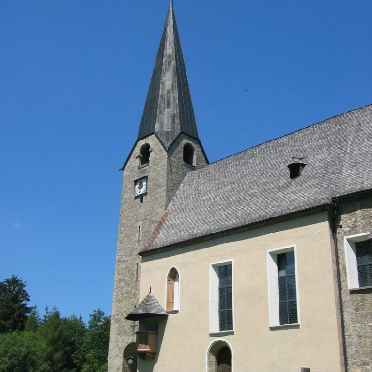 Sonniges Plätzchen an der Georgskirche ©TVB Kuchl