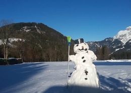Ein Schneemann im winterlichen Lammertal (c)Martina Gappmaier