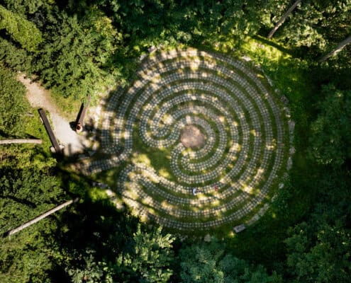 Das Steinlabyrinth am Jahreszeitenweg in Golling, ©creatingclick