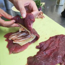 Befüllen des hirschschnitzels ctvb abtenau scaled