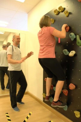 Therapeutisches Klettern: 1. Übung: Schritt 1