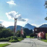 Voglau Richtung Pichl/Aubachfall, vorbei an der Firma "2F-Leuchten"